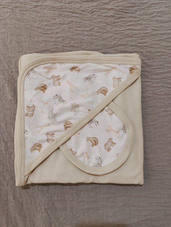 Producto - Manta recibidora con babero - Beige