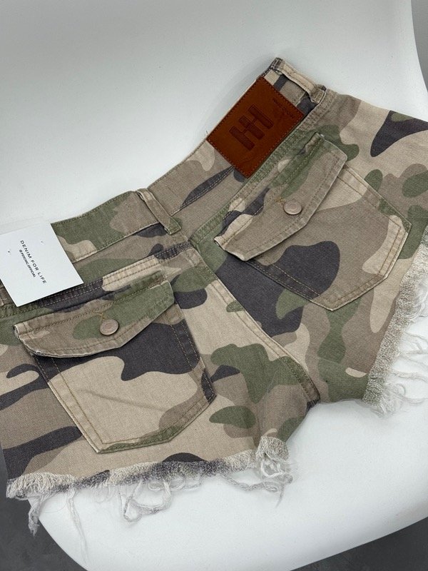 Producto - Short Pardo