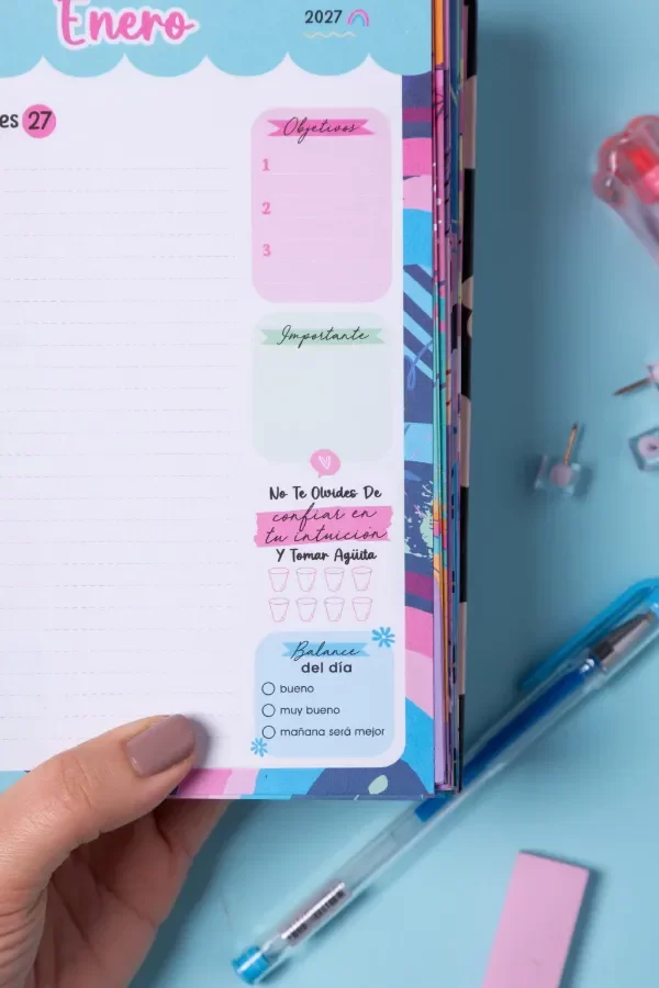 Producto - AGENDA MODERNA HOJA POR DIA 2027 - 12