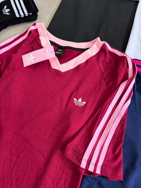 Producto - REMERON RETRO OVER ESCOTE EN V DM - 3
