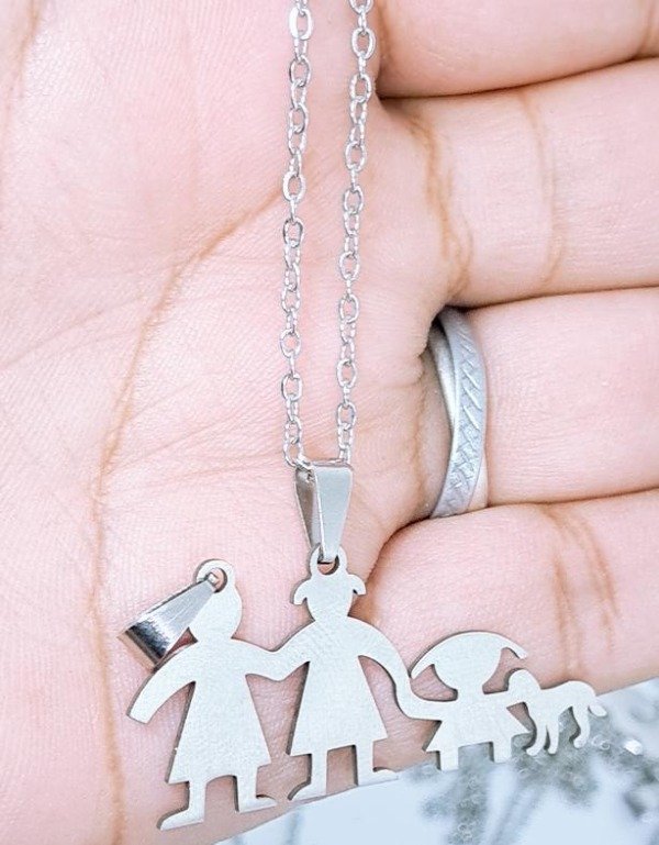 Producto - Collar dije familia siluetas