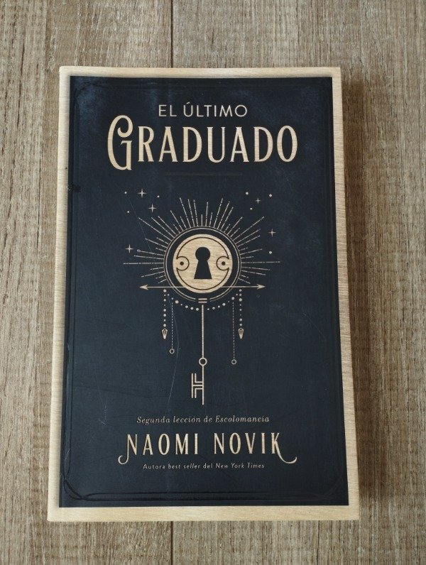 Producto - El Último Graduado - Naomi Novak