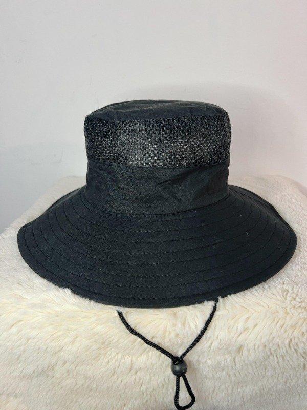 Producto - sombrero pescador negro red
