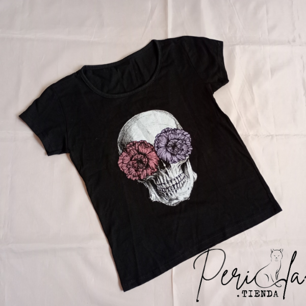 Producto - Remera Negra con Calavera