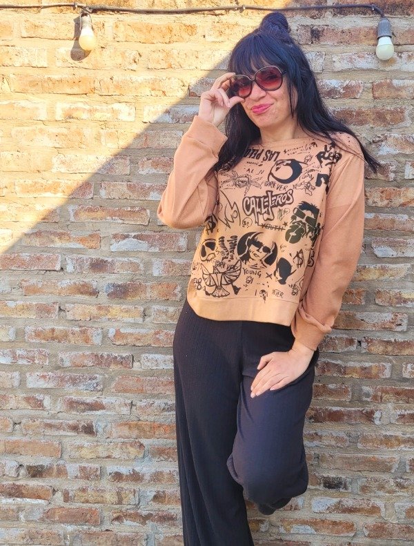 Producto - Buzo clásico mujer Larga vida al rock - 0