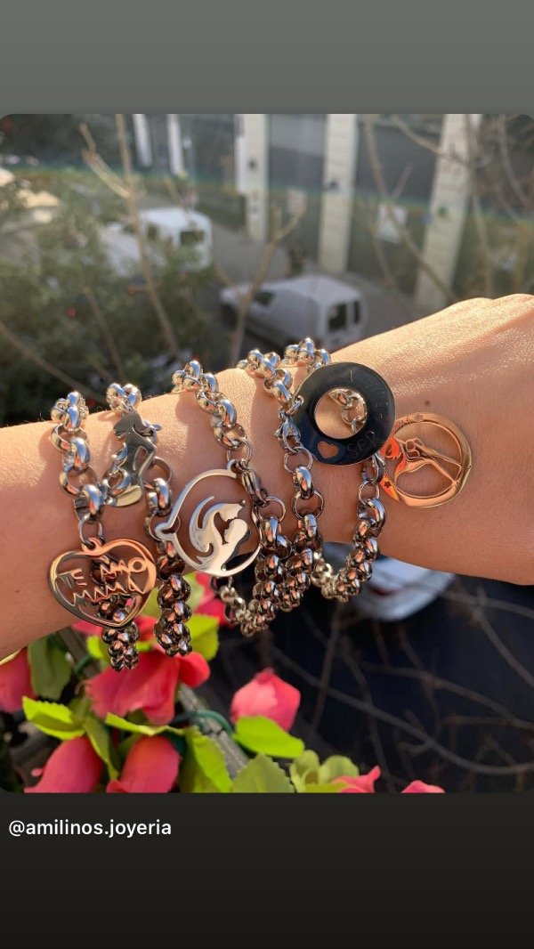 Producto - 4 pulseras rolo de acero día de la madre