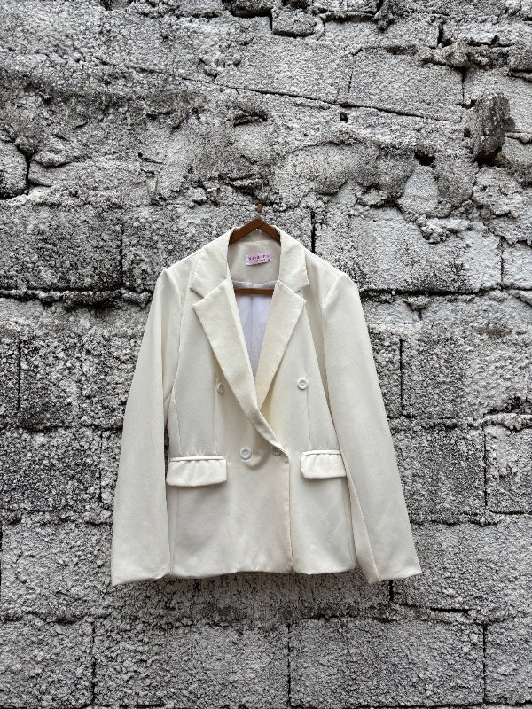 Producto - blazer white Natasha