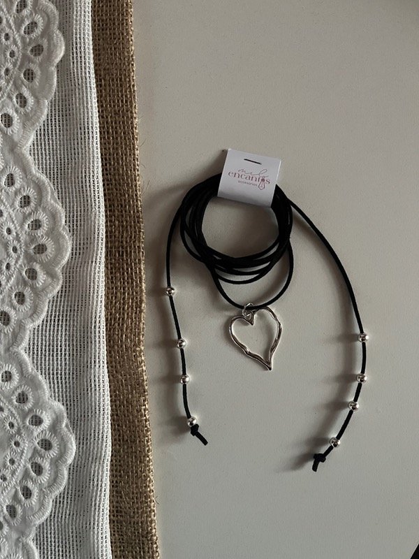 Producto - Collar mil usos corazón con varias bolitas
