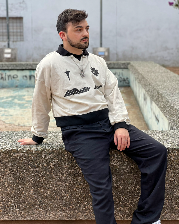 Producto - Buzo Polo White Ink