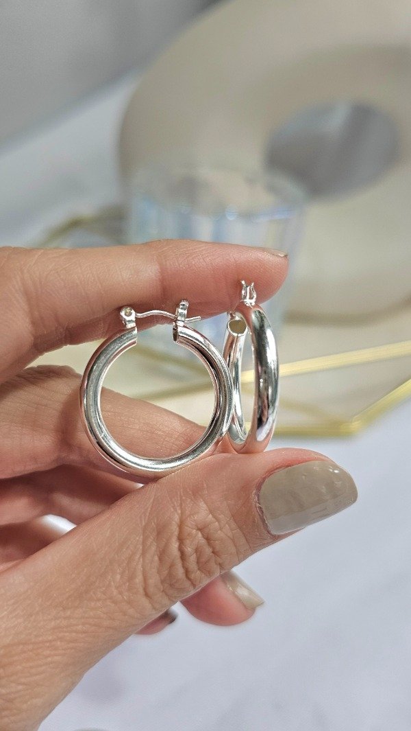 Producto - Argollas tubo lisas 2cm. Plata