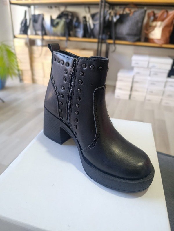 Producto - Botas Goa negra - 1
