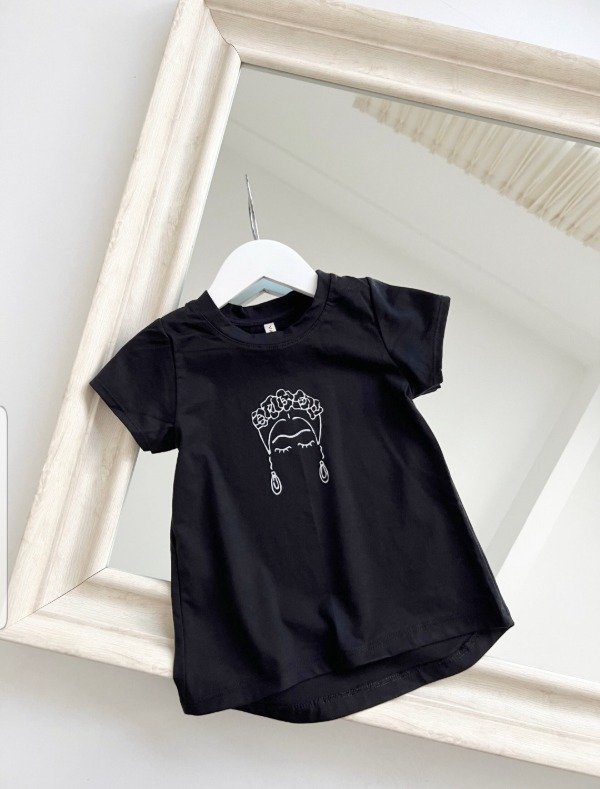 Producto - REMERA FRIDA