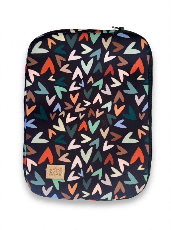 Producto - Funda notebook grandes Corazones Negro