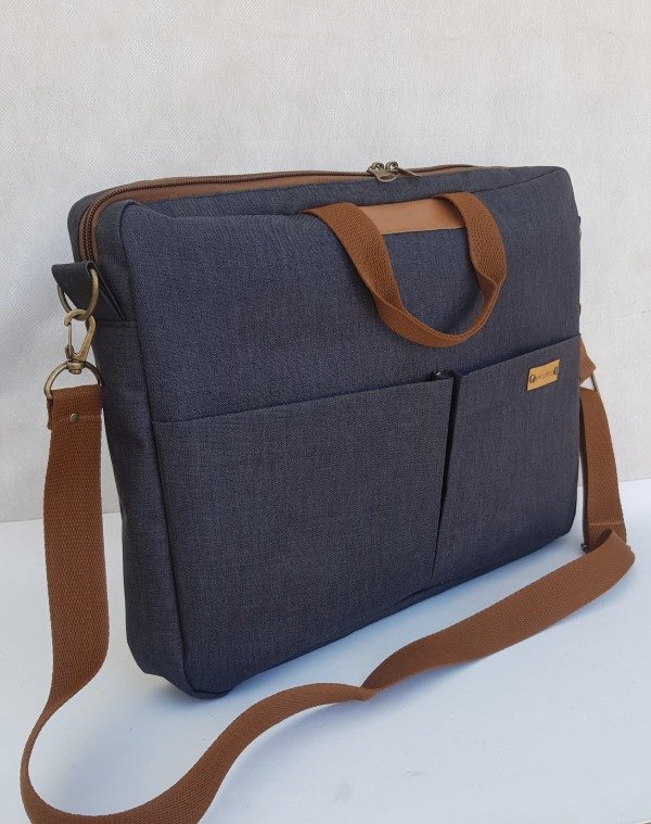 Producto - PORTA NOTEBOOK ASIA NEGRO MELANGE
