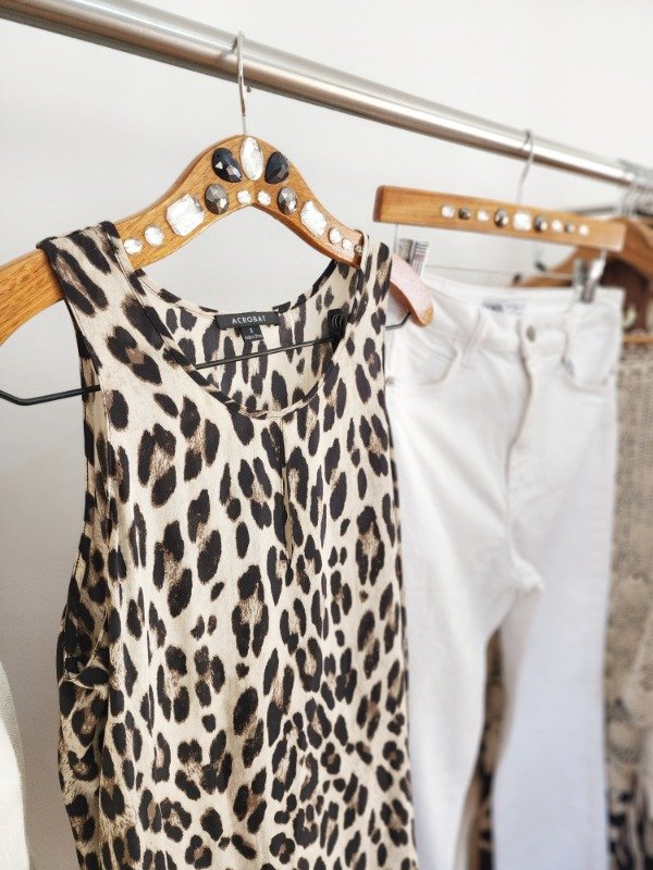 Producto - Musculosa animal print ACROBAT