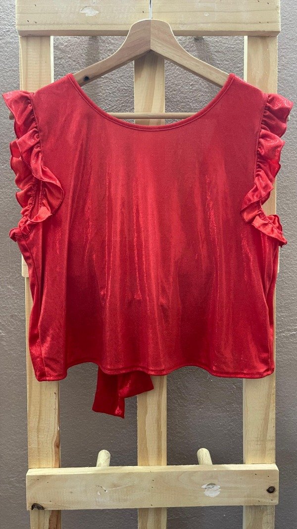 Producto - TOP CON VOLADOS