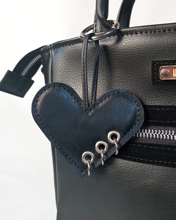Producto - CHARM CORAZON HOOK