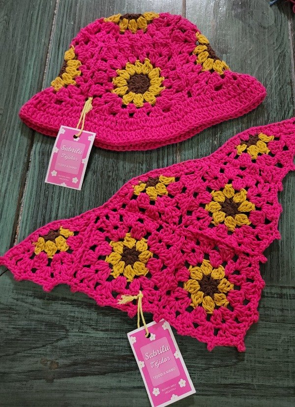 Producto - CONJUNTO GIRASOL Piluso + Bandana. A pedido