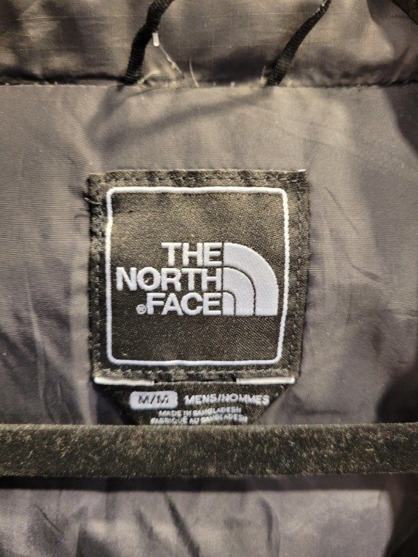 Producto - Campera THE NORTH FACE negra pluma 550 Talle M - PRECIO: 312X - 4