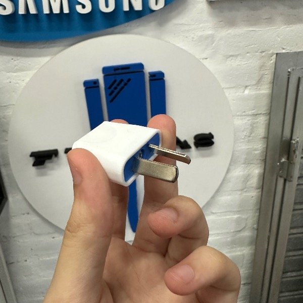 Producto - Adaptador enchufe