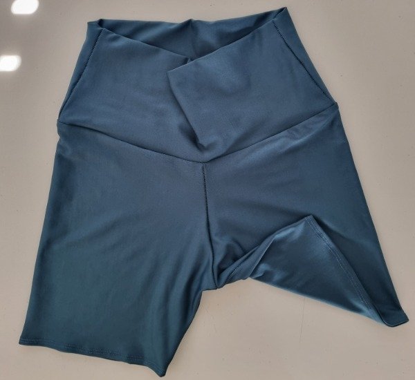 Producto - SHORT PETRÓLEO