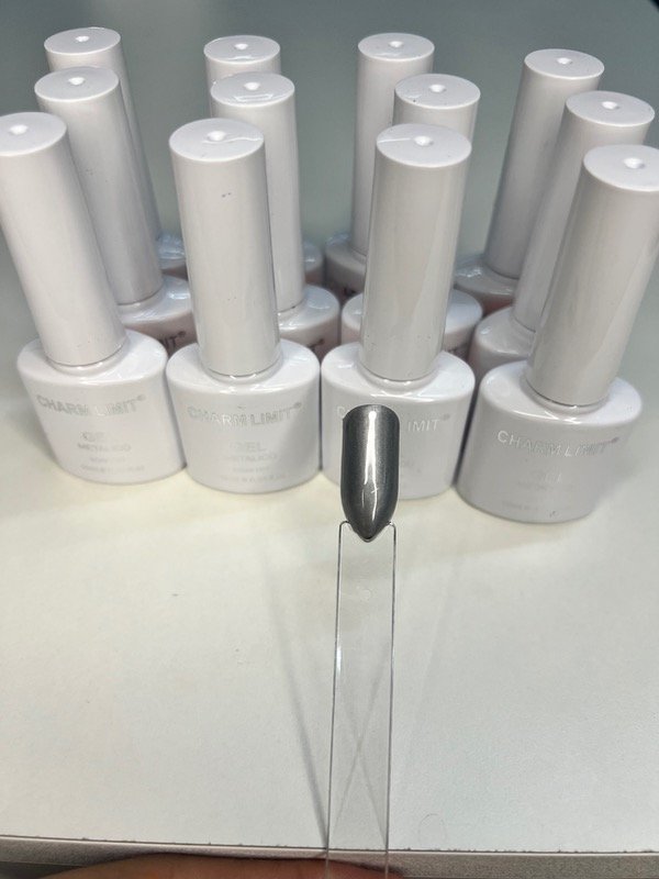 Producto - Esmaltes metalizados Charm Limit