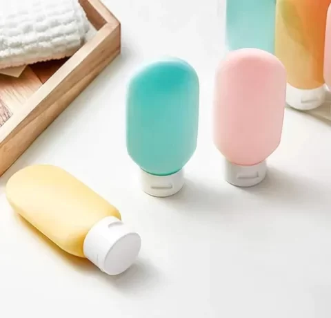 Producto - Set de Viaje en Estuche PVC 3 Piezas de Colores 7142