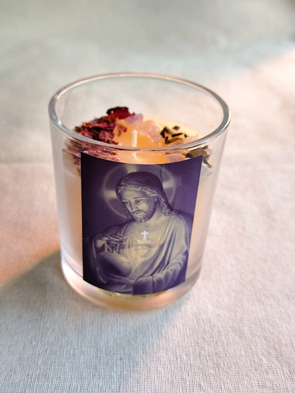 Producto - VELA SAGRADO CORAZÓN DE JESÚS - Con ojo de tigre, amatista y rosas. 250ml - 3