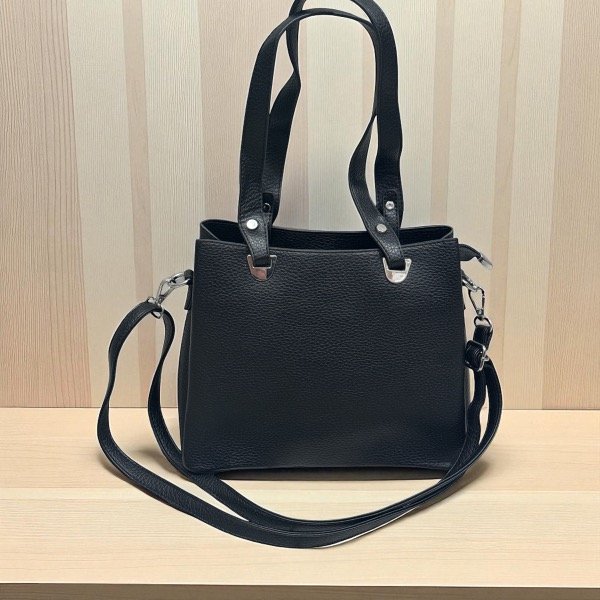 Producto - Cartera negra doble correa v