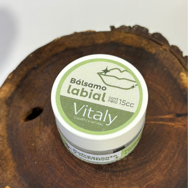 Producto - Bálsamo labial reparador y nutritivo