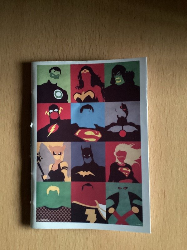 Producto - Libro para colorear DC Marvel