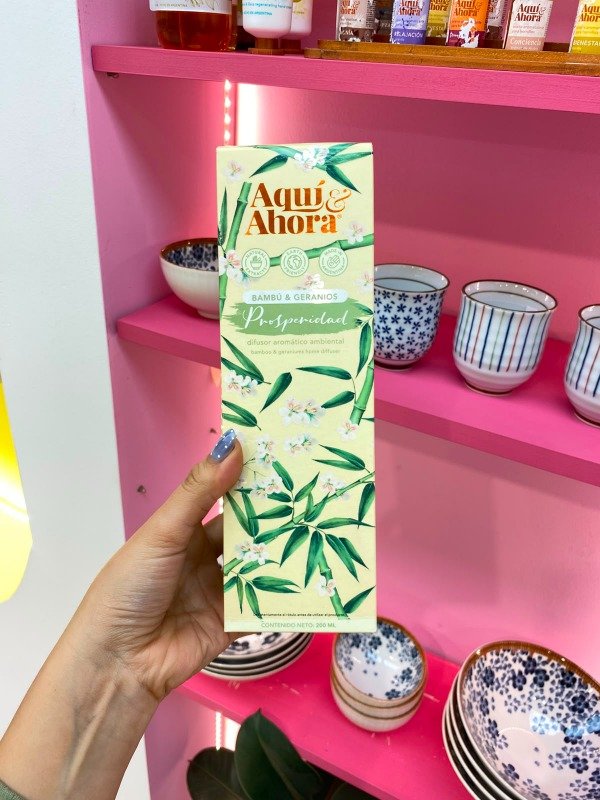 Producto - DIFURSOR AROMATICO AMBIENTAL  BAMBU Y GERANIOS - BALI