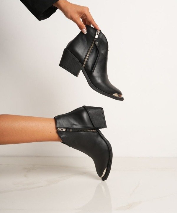 Producto - BOTA LISET NEGRA
