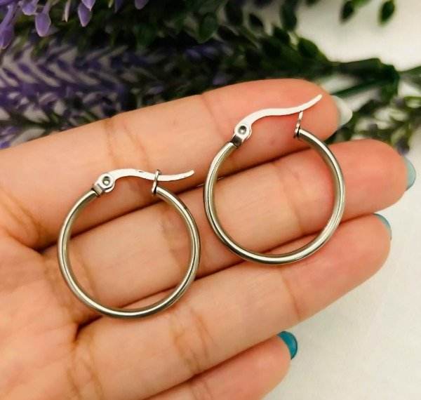 Producto - Argollas de 16 mm cierre con ganchillo- Acero Quirúrgico