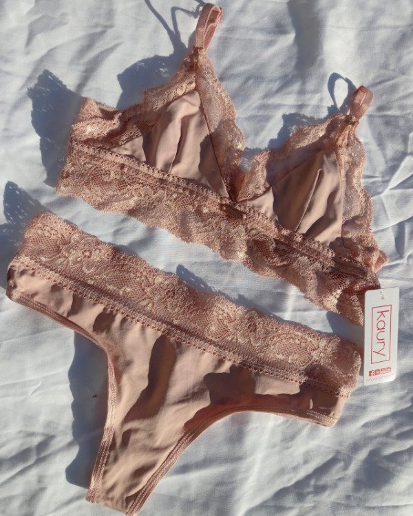 Conjunto de microfibra con encaje Kaury t.90