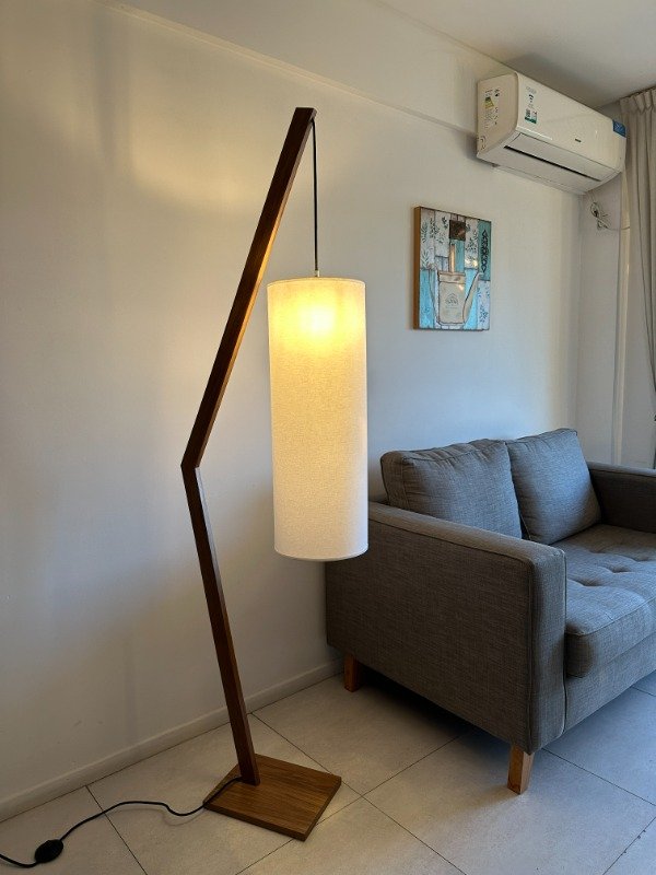 Producto - Lámpara de pie Madera petiribí "Amelia"