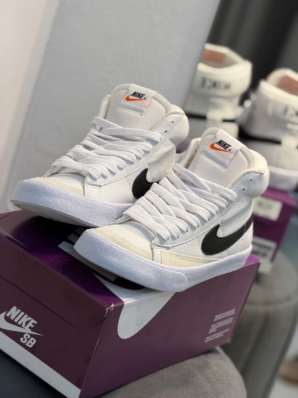 Producto - NIKE BLAZER - 3