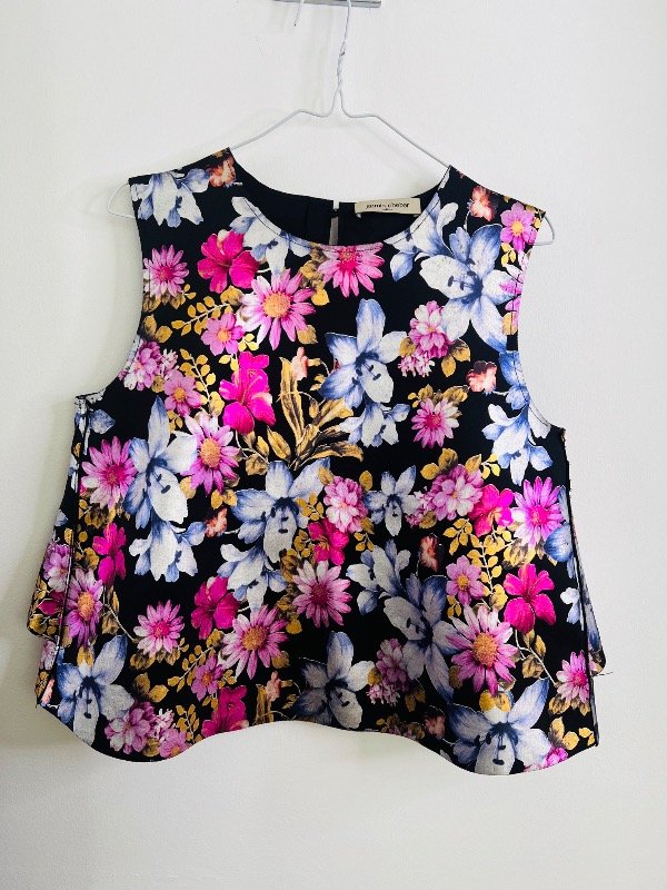 Producto - Remera Jazmin chebar 18