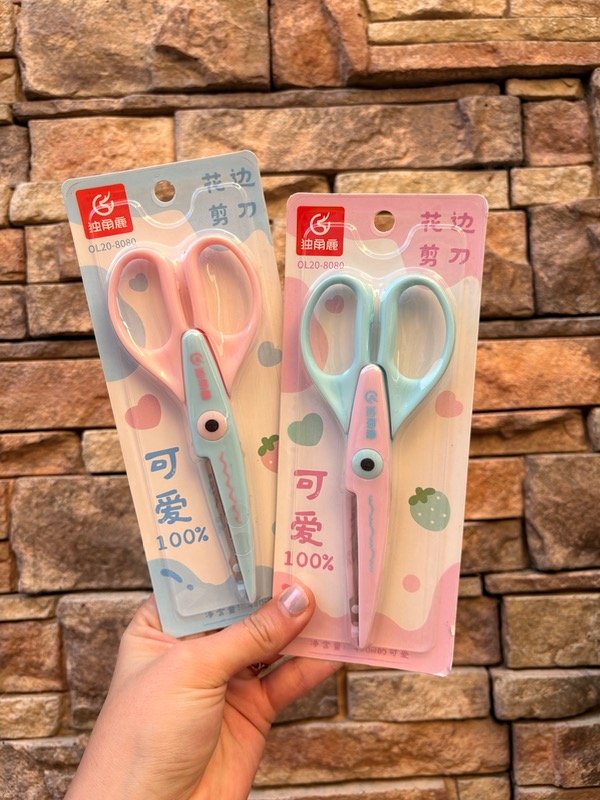 Producto - Tijera corte con forma PASTEL