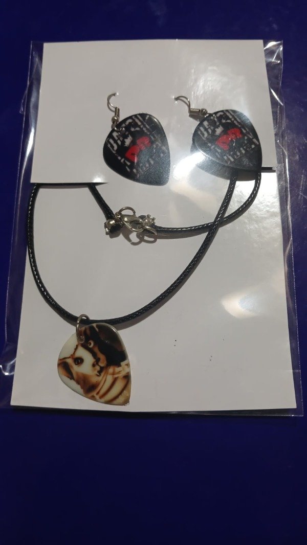 Producto - Collar mas aritos los redondos 6