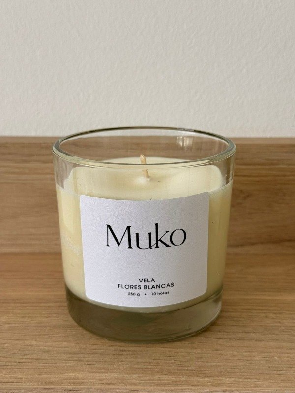 Producto - VELA FLORES BLANCAS