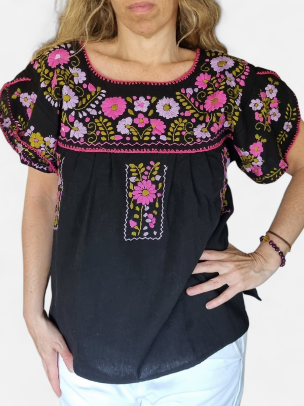 Producto - Camisa Mariposa Negra L