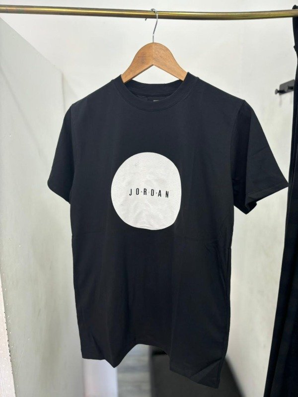 Producto - Remera air redondo