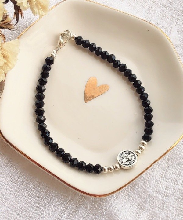 Producto - Pulsera san Benito cristal negro. Acero blanco