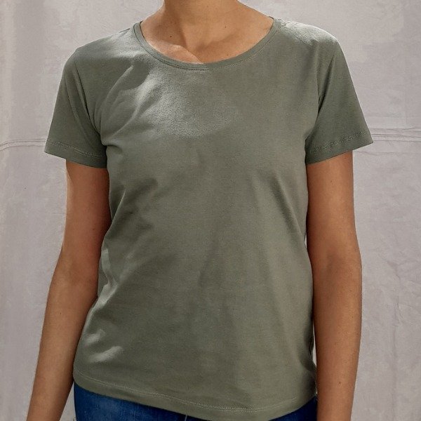 Producto - Remera Mangas Cortas Escote Redondo Verde