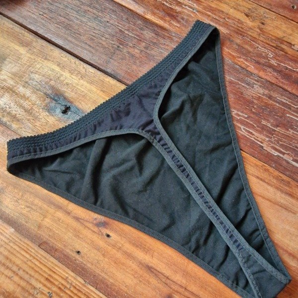 Producto - Tiro alto cavada NEGRA
