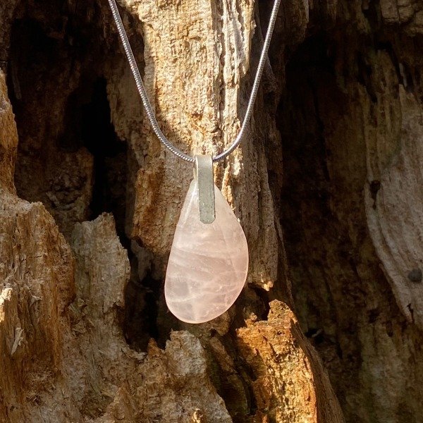 Producto - Cuarzo Rosa con Alpaca