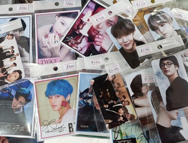 Producto - Photocard Fan Made al x unidad al Azar - Ingrese para elegir grupo