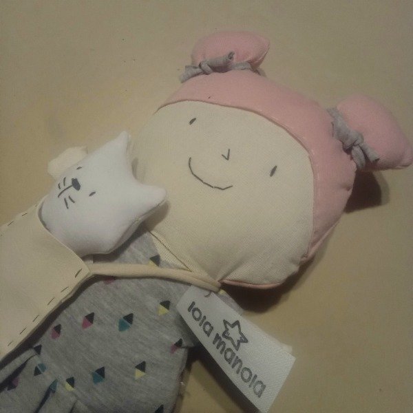 Producto - muñeca artesanal Anni