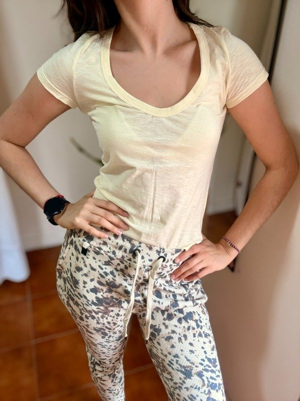 Producto - Remera Atenea